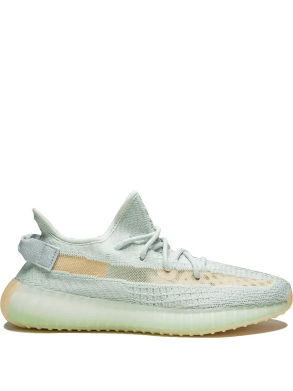 Yeezy Boost 350 V2 Hyperspace