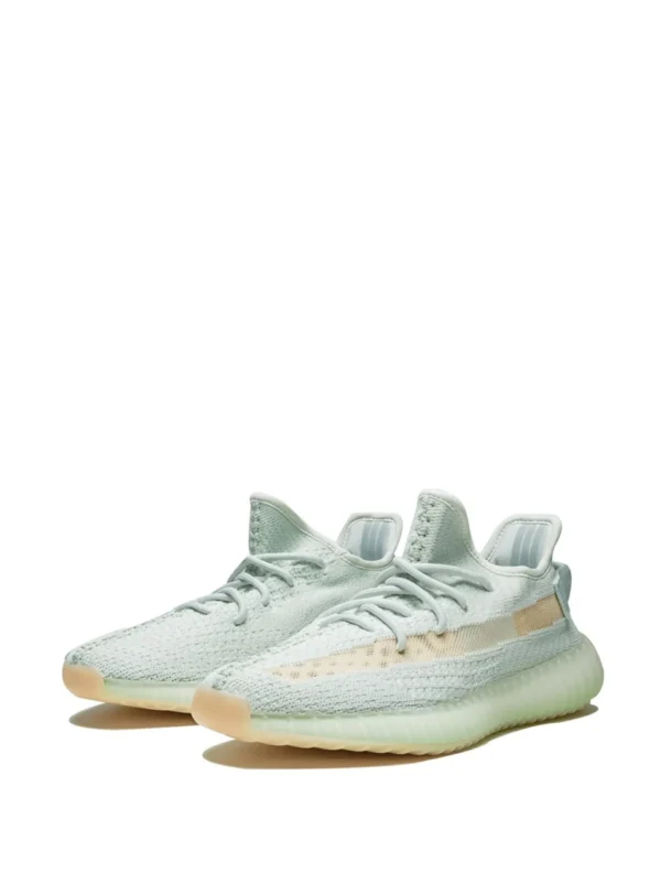 Yeezy Boost 350 V2 Hyperspace - Image 2