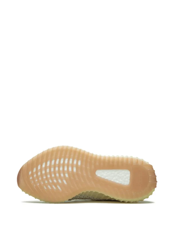 Yeezy Boost 350 V2 Citrin - Image 4