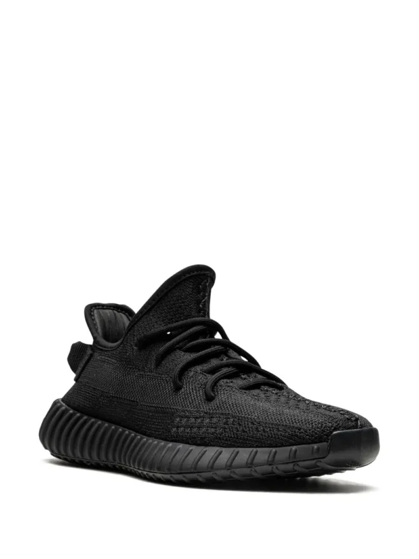 Yeezy Boost 350 V2 Onix - Image 2