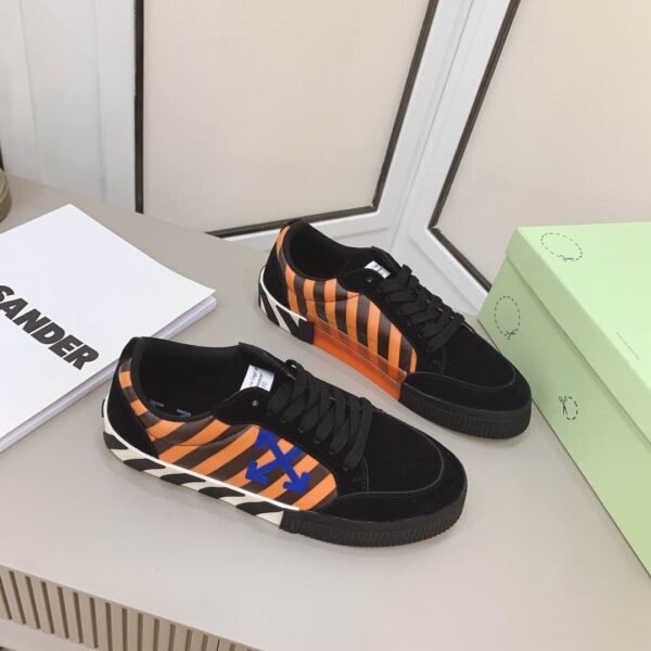 Off-White Low “Vulcanized” Black/Orange - Image 2