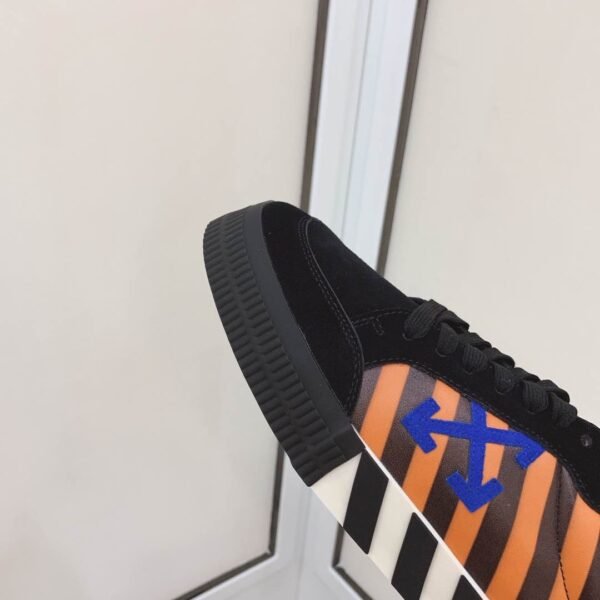 Off-White Low “Vulcanized” Black/Orange - Image 3