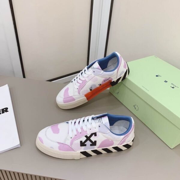 Off-White Low “Vulcanized” Tie Dye - Image 2