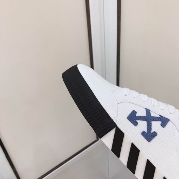 Off-White Low “Vulcanized” Blue - Image 3