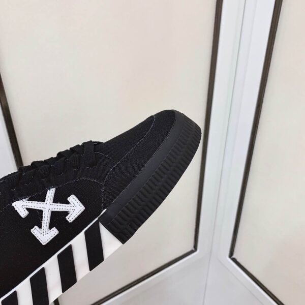 Off-White Low “Vulcanized” Black - Image 4