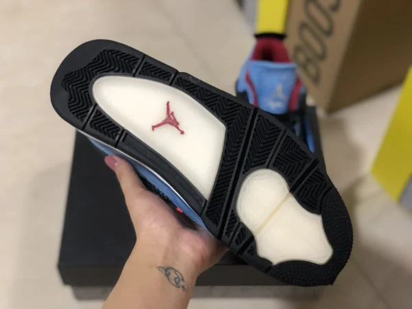 Air Jordan 4 x Travis Scott Cactus Jack - Image 3