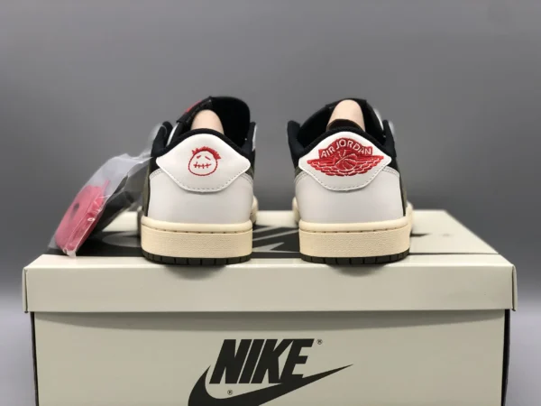 Air Jordan 1 Low OG Olive x Travis Scott - Image 4