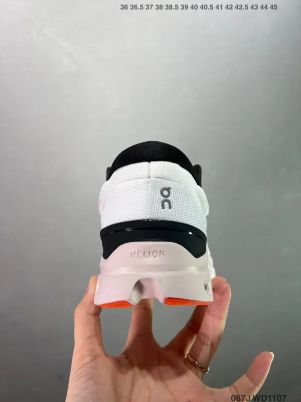 On Running Cloudstratus 3 White - Image 5