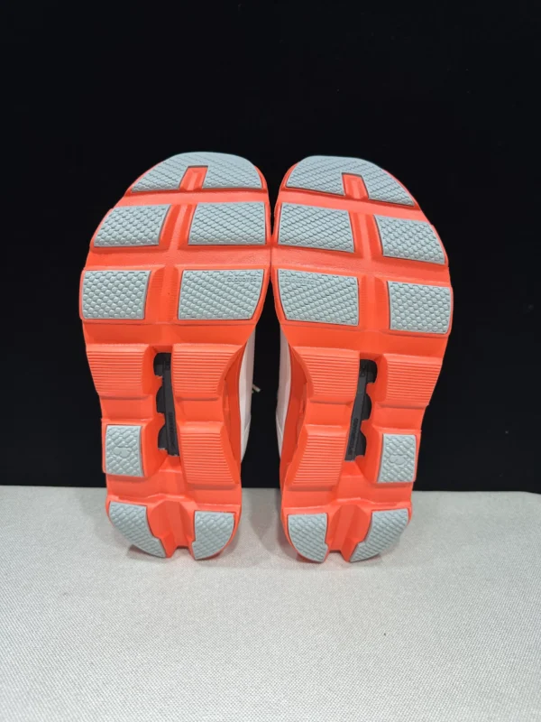 On Running Cloudmonster White Orange - Image 3