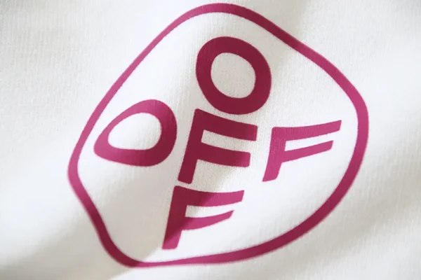 Off-White Shorts Blurrid Lines White - Image 3