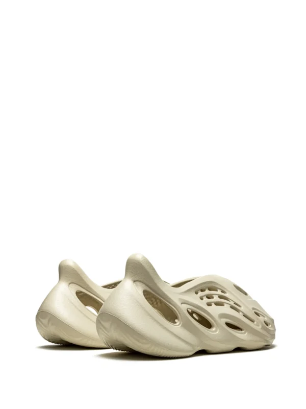 Yeezy Foam Runner Sand - Image 3