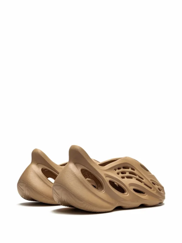 Yeezy Foam Runner Ochre - Image 3