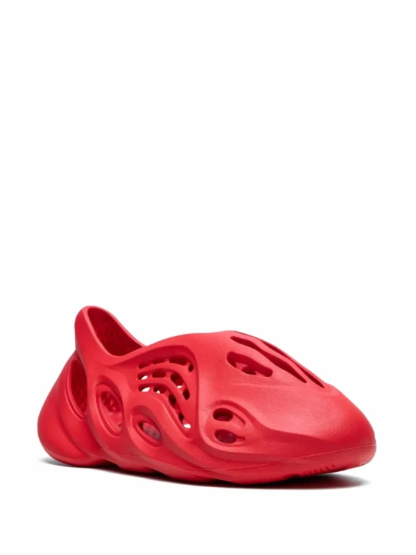 Yeezy Foam Runner Vermillion - Image 2