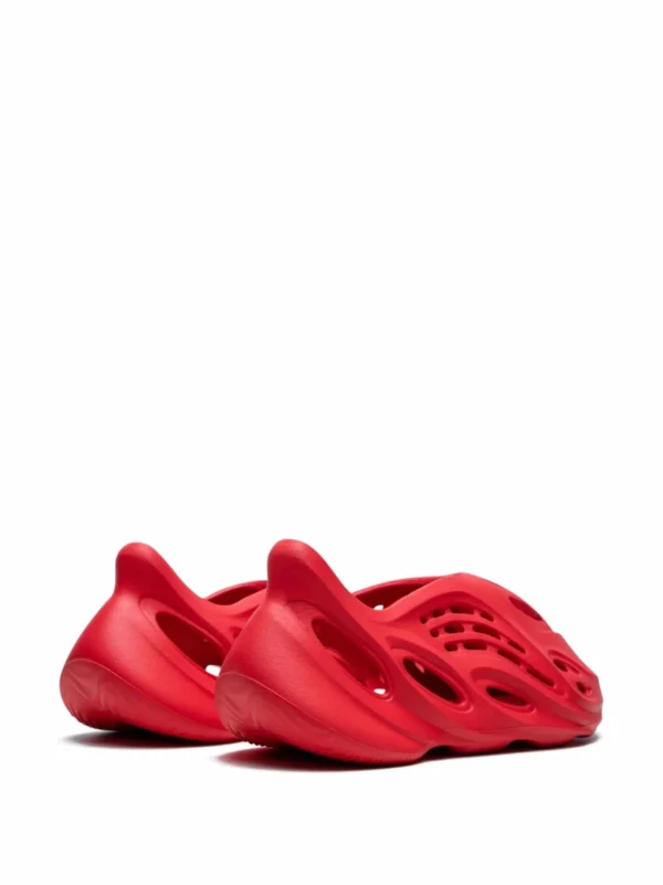 Yeezy Foam Runner Vermillion - Image 3