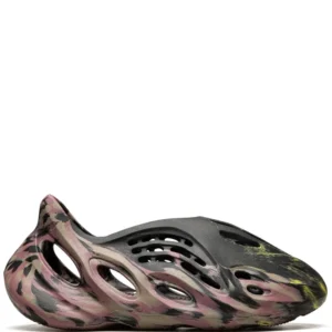 Yeezy Foam Runner Mx Carbon