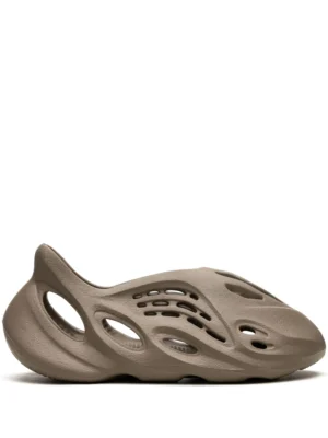 Yeezy Foam Runner Stone Taupe
